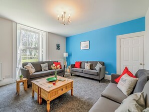 Living room | Monkroyd House, Featherstone, near Wakefield