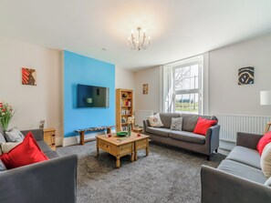 Living room | Monkroyd House, Featherstone, near Wakefield