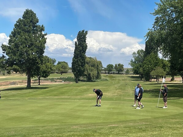 Golf