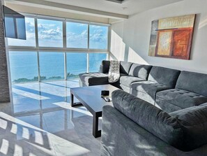 Penthouse 1 of 2 Main level