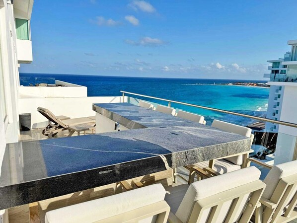 Penthouse 1 of 2 has both lagoon and ocean views