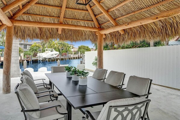 Outdoor dining
