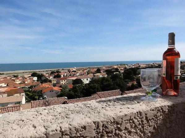 Vue depuis lâhĂ©bergement