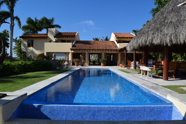 House (1)