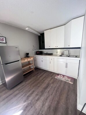 Kitchenette
