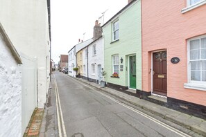 By Maxtoro Lettings