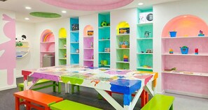 Kids activities and daycare available.