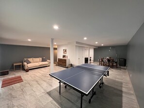 Spielezimmer