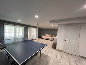 Spielezimmer