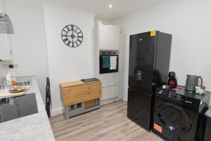 Fully function Kitchen
