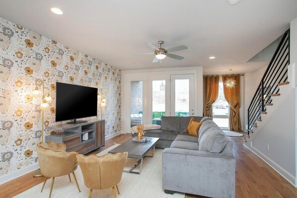 Spacious living room for the whole group. Sectional couch includes sofa bed