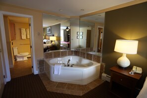 In Suite Hot Tub at Pollard Brook