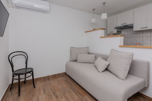 Living room 2