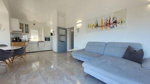 Wohnzimmer 1