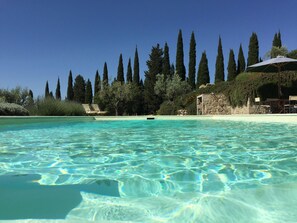 Pool.