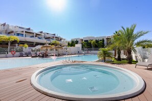 Holiday Home Swimming Pool