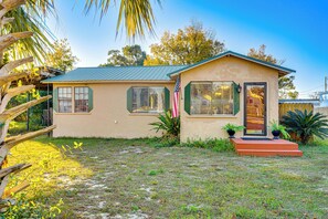 Front Exterior | Private Yard