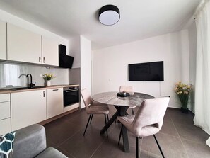Dining room 2