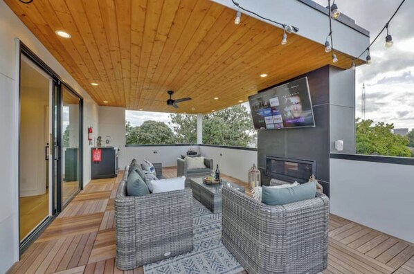 Terrace/patio