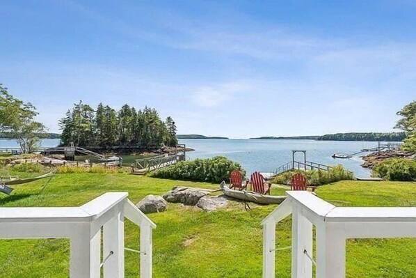 Beautiful views of Winnegance Bay!
