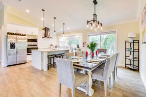 Dining Area | Dishware & Flatware Provided | 1st Floor