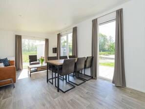 Bois, Sol, Sol, Parquet, Dur, Tache De Bois, Planche, Chaise, Salon, Matériau Naturel