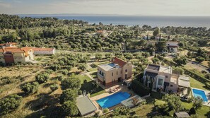Thea II Private Pool Villa, Nikiti (8)