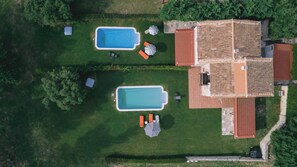 Stone Made Private Pool Villa II, Kriopigi (2)