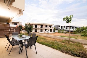 Harry Sea Side Family Apartment, Yerakini (5)