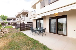 Harry Sea Side Family Apartment, Yerakini (3)