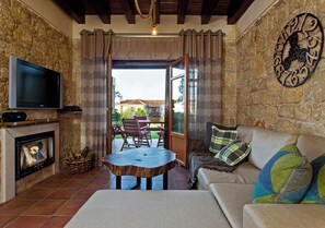Rastoni Fabienne Shared Pool, Afitos (6)