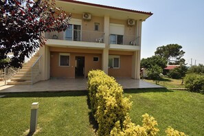 Lemon 2 Sea Side Ground Floor Apartment, Nikiti (4)