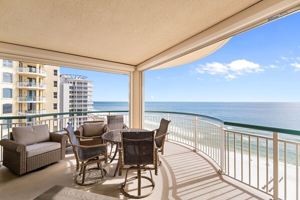 Welcome to Beach Colony Tower 11A