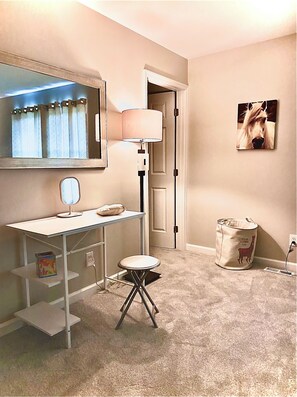 Master vanity with lighted makeup mirror