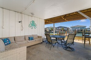 31946thAveN - 28