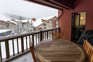 Handrail, Balcony, Chair, Desk, Table