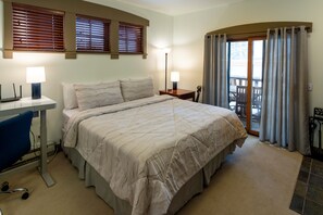 Lamp, Home Decor, Indoors, Bed, Furniture