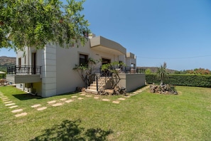 Building Exterior, Garden, Outdoor