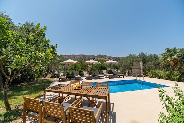 Garden, Outdoor, Pool