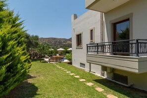 Building Exterior, Garden, Outdoor