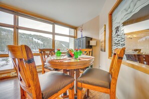 Dining Area | River & Mountain Views