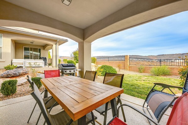 Washington Vacation Rental | 4BR | 4BA | 1 Step Required | 2,160 Sq Ft