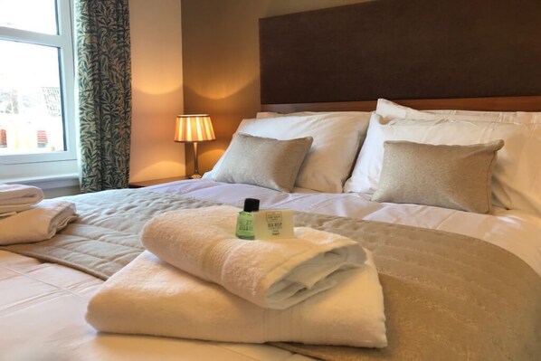 Double bedroom with ensuite