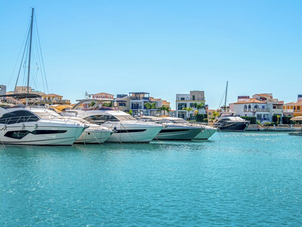 Marina