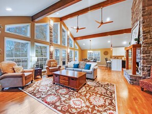 LOUNGE: The spacious living room is made for movie nights & cozy conversations.