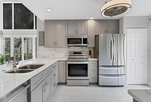 Kitchen appliances