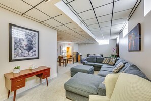 Living Area | Free WiFi | Smart TV