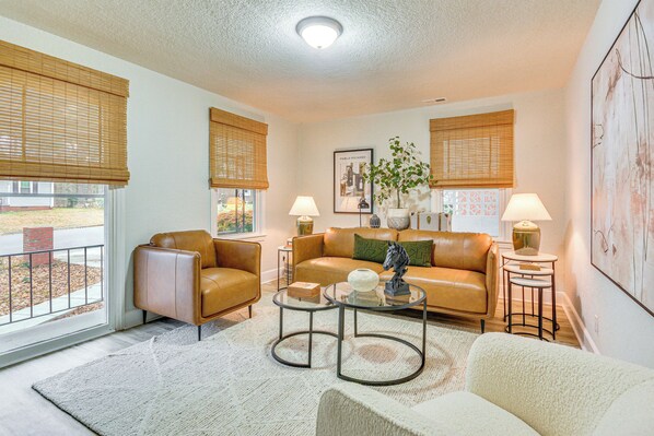 High Point Vacation Rental | 3BR | 1BA | 988 Sq Ft | 4 Steps Required