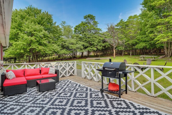 Albrightsville Vacation Rental | 3BR | 1BA | 950 Sq Ft | Steps Required