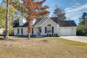 House Exterior | 2-Story Property